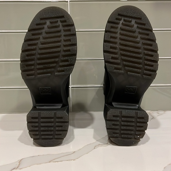 Dr. Martin Spence Chelsea Boots: EU 39, US ladies 8 - Picture 6 of 8